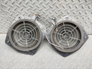 Динамик задний AUDI TT 8J3 BWA 8J0035411 3 ракурс Динамик задний AUDI TT 8J3 BWA 8J0035411 3 ракурс