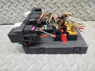 Блок комфорта AUDI TT 8J3 BWA 8P0907279 2 ракурс Блок комфорта AUDI TT 8J3 BWA 8P0907279 2 ракурс
