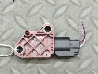 Датчик airbag VOLVO C30 MK43 B4204S3 30737138 2 ракурс