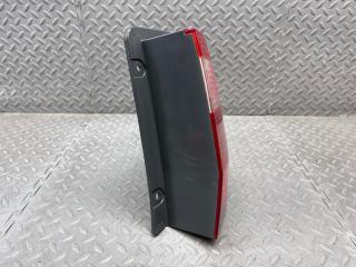 Стоп-сигнал правый задний TOYOTA ALPHARD MNH15 1MZ-FE 58-4 2 ракурс