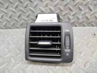 Дуйки передние левые VOLVO C30 2010