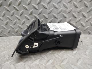 Дуйки левые передние VOLVO C30 MK43 B4204S3 39888287 4 ракурс
