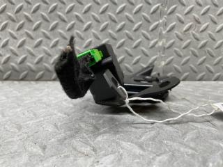 Замок багажника VOLVO C30 MK43 B4204S3 30784739 5 ракурс