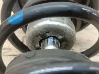 Стойка правая передняя DAIHATSU ESSE L235S KF 3 ракурс