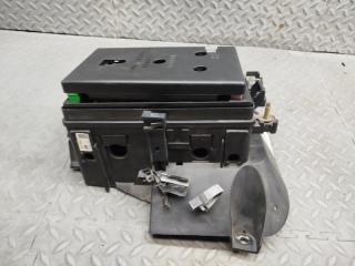 Блок предохранителей CHEVROLET TRAILBLAZER GMT360 LL8 15210962-1 2 ракурс