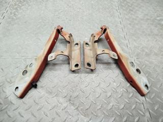 Петля капота VOLVO C30 2010