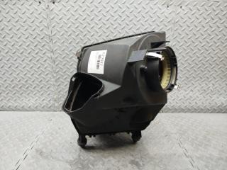 Корпус воздушного фильтра AUDI A6 4F AUK 4F0133835F 1 ракурс