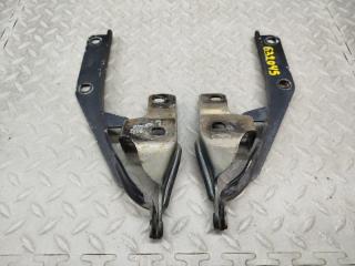 Петля капота NISSAN CIMA GF50 2 ракурс Петля капота NISSAN CIMA GF50 2 ракурс
