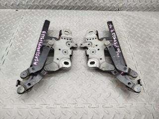 Петля капота BMW 1-SERIES F20 N13B16A 139896 10 2 ракурс Петля капота BMW 1-SERIES F20 N13B16A 139896 10 2 ракурс