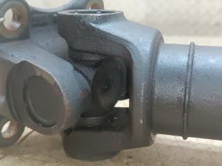 Карданный вал передний JEEP GRAND CHEROKEE WH EZB 4 ракурс Карданный вал передний JEEP GRAND CHEROKEE WH EZB 4 ракурс