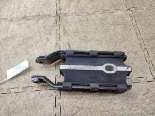 Подушка кпп VOLVO XC70 BZ90 B6304T4 8G9NT6P082 2 ракурс