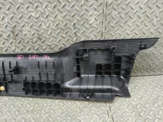 Накладка на порог правая задняя HONDA ODYSSEY RC1 K24W VTEC 84211-T6A-J01 5 ракурс Накладка на порог правая задняя HONDA ODYSSEY RC1 K24W VTEC 84211-T6A-J01 5 ракурс