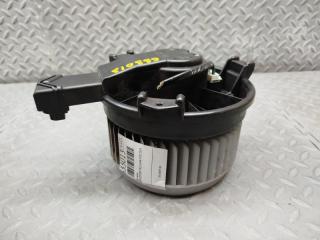 Мотор печки передний HONDA ODYSSEY RC1 K24W VTEC 2 ракурс