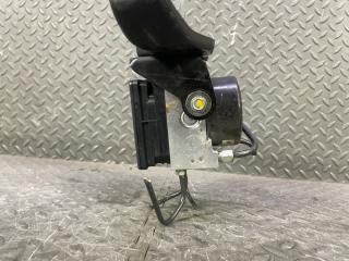 Блок abs NISSAN NOTE HE12 HR12DE 476605WK0E 3 ракурс