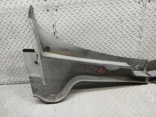 Планка под дворники VOLKSWAGEN BEETLE 5C1 CBZ 5C1819403 2 ракурс Планка под дворники VOLKSWAGEN BEETLE 5C1 CBZ 5C1819403 2 ракурс