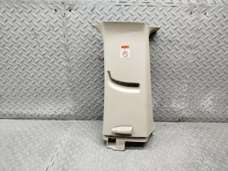 Запчасть накладка на стойку кузова правая MITSUBISHI DELICA D:5 2010