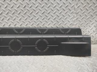Накладка на порог правая передняя MITSUBISHI DELICA D:5 CV4W 4B11 7250A012ZZ 4 ракурс Накладка на порог правая передняя MITSUBISHI DELICA D:5 CV4W 4B11 7250A012ZZ 4 ракурс