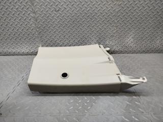 Накладка на стойку кузова левая задняя MITSUBISHI DELICA D:5 CV4W 4B11 7213A011 3 ракурс