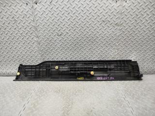 Накладка на порог левая задняя HONDA STEPWGN RK5 R20A 84201-SZW-00 4 ракурс
