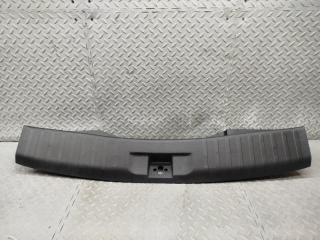 Накладка замка багажника левая HONDA WR-V DG5 L15D 8464031XX0 1 ракурс Накладка замка багажника левая HONDA WR-V DG5 L15D 8464031XX0 1 ракурс