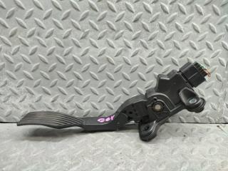 Педаль подачи топлива правая MITSUBISHI DELICA D:5 CV4W 4B11 1600A101 1 ракурс Педаль подачи топлива правая MITSUBISHI DELICA D:5 CV4W 4B11 1600A101 1 ракурс