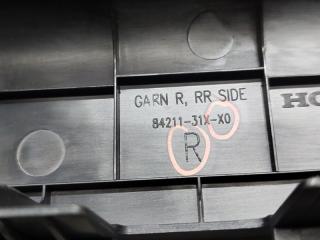 Накладка на порог правая задняя HONDA WR-V DG5 L15D 84211-31X-X0 3 ракурс
