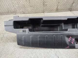 Накладка замка багажника HONDA CROSSROAD RT4 R20A 84640-SYP-003 2 ракурс