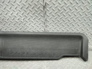 Накладка на порог правая задняя HONDA ODYSSEY RC1 K24W 84211-T6A-J01 3 ракурс Накладка на порог правая задняя HONDA ODYSSEY RC1 K24W 84211-T6A-J01 3 ракурс