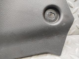 Пластик салона правый передний NISSAN SERENA GFC27 MR20DD 68930CY000 3 ракурс