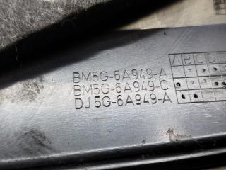 Пластиковая крышка на двс VOLVO V40 MV48 (MB4164T) B4164T BM5G6A949A 3 ракурс