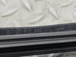Щетка стеклоочистителя VOLKSWAGEN TIGUAN 5N CAW 5N2955409 5 ракурс