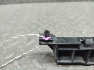 Крепеж бампера правый передний HONDA ZEST JE1 P07A 71193-SYA-003 3 ракурс