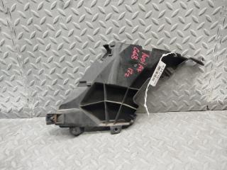 Крепеж бампера правый передний AUDI A7 4G CGW 4G8807284C 2 ракурс