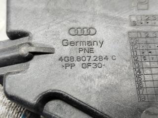Крепеж бампера правый передний AUDI A7 4G CGW 4G8807284C 5 ракурс