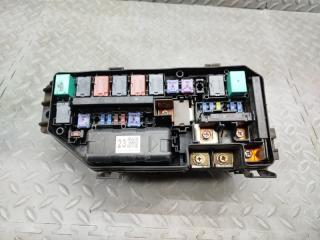 Блок предохранителей HONDA STEPWGN RK5 R20A 1 ракурс