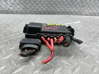 Предохранитель AUDI TT 8N AUQ 8N0937550A 5 ракурс