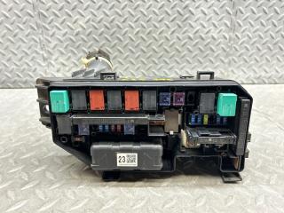 Блок предохранителей HONDA STEPWGN RK1 R20A 1 ракурс