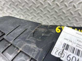 Блок предохранителей VOLKSWAGEN TOURAN 1T2 BLG 1E280508 3 ракурс