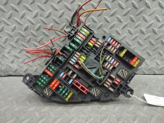 Блок предохранителей BMW 5-SERIES F11 N47D20C 9264923-01 1 ракурс