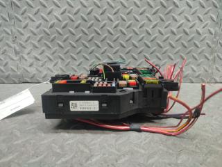 Блок предохранителей BMW 5-SERIES F11 N47D20C 9264923-01 4 ракурс
