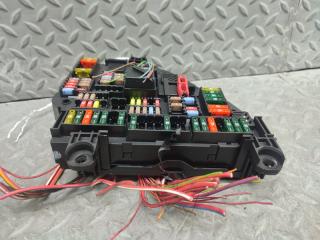 Блок предохранителей BMW 5-SERIES F11 N47D20C 9264923-01 5 ракурс