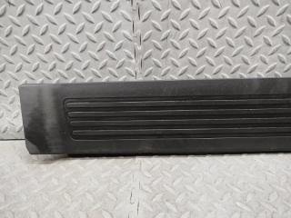 Накладка на порог правая задняя HONDA STEPWGN RK5 R20A 84211-SZW-00 2 ракурс