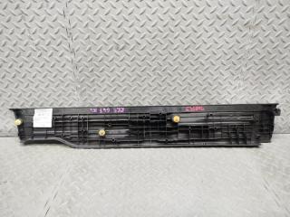 Накладка на порог правая задняя HONDA STEPWGN RK5 R20A 84211-SZW-00 4 ракурс