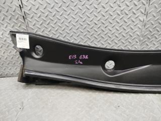 Планка под дворники NISSAN NOTE E13 HR12DE 668626XJ0A 2 ракурс Планка под дворники NISSAN NOTE E13 HR12DE 668626XJ0A 2 ракурс