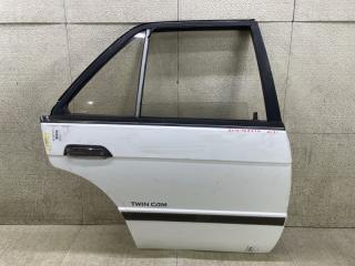 Дверь задняя правая NISSAN BLUEBIRD 1990