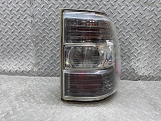 Стоп-сигнал правый задний MITSUBISHI PAJERO V98W 4M41T 220-87872 1 ракурс