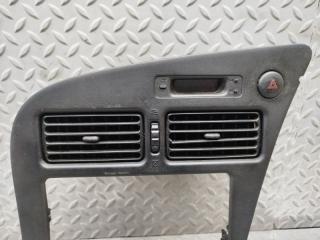 Консоль магнитофона TOYOTA CELICA ST202 3S-GE 55412-20500 2 ракурс Консоль магнитофона TOYOTA CELICA ST202 3S-GE 55412-20500 2 ракурс