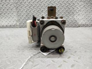 Блок abs MITSUBISHI DIAMANTE F34A 6A13 MR493117 5 ракурс Блок abs MITSUBISHI DIAMANTE F34A 6A13 MR493117 5 ракурс