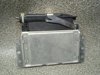 Блок управления abs MAZDA BONGO FRIENDEE SGLR WL S25E 67 650 3 ракурс