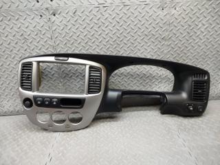 Запчасть накладка на торпеду MAZDA TRIBUTE 2003